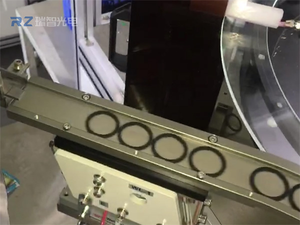 自動光學(xué)檢測設(shè)備廠家：機器視覺檢測設(shè)備由哪些部分組成？